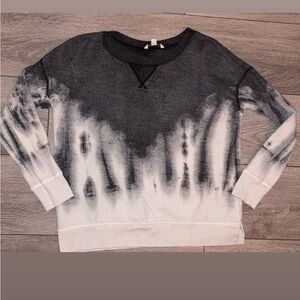 American Eagle Size Medium Ombre Gray & White Crewneck Pullover Sweatshirt